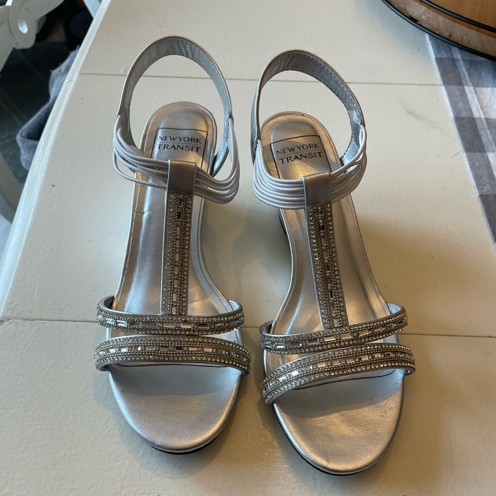 New York Transit Women’s Silver Sandals Size 7